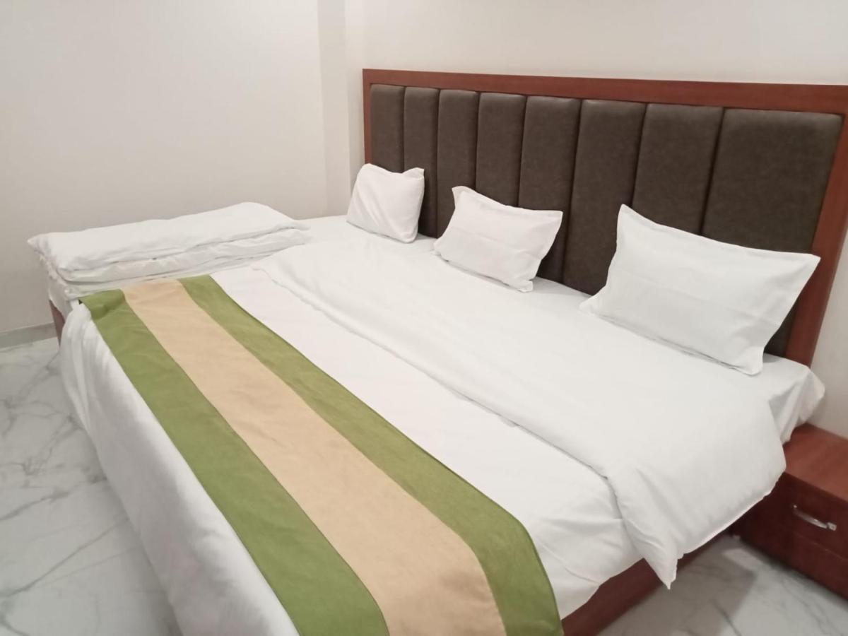 הרידוואר Hotel Kaushik Palace מראה חיצוני תמונה